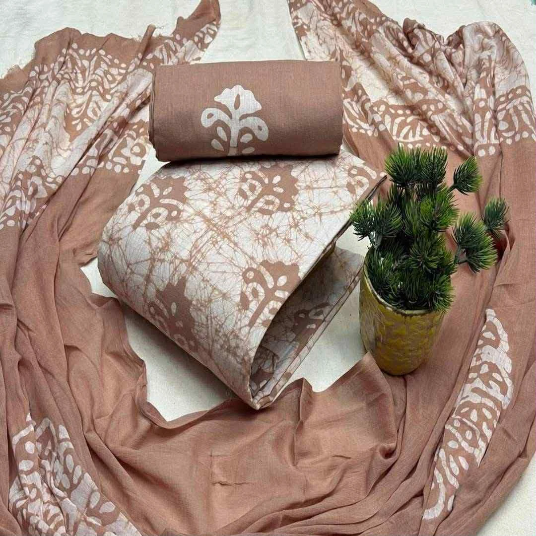 আনস্টিচ প্রিমিয়াম কটন বাটিক থ্রি-পিস জামা + ওড়না + প্যান্ট