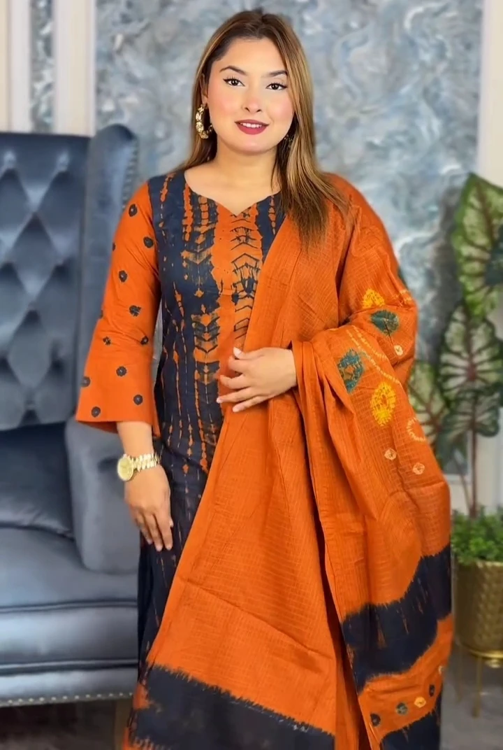Black And Orange আনস্টিচ প্রিমিয়াম কটন দেবদাস বাটিক থ্রি-পিস জামা + ওড়না + প্যান্ট